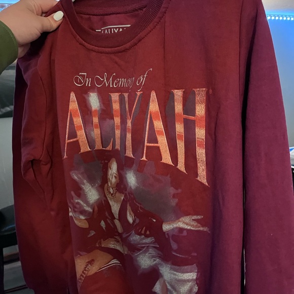 Brand New Aaliyah Shirt Medium - Picture 3 of 3